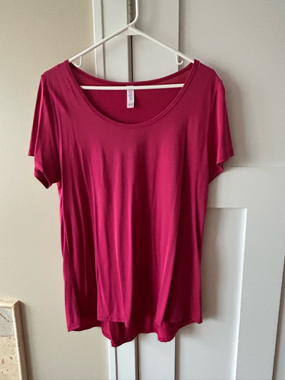 LuLaRoe Solid Pink Classic T - Size Large